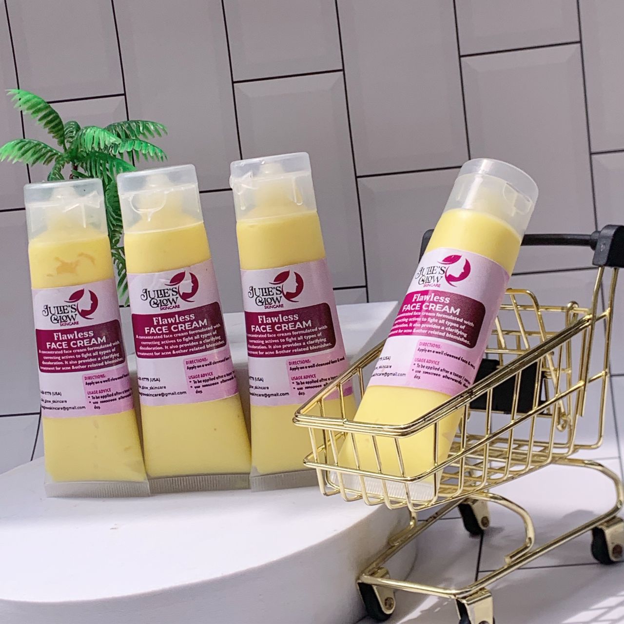 Flawless glowing face cream 50ML(pre order shipped July 28th